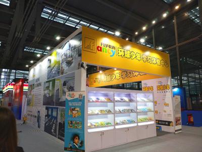 展臺色彩設(shè)計簡潔的問題-深圳展臺搭建